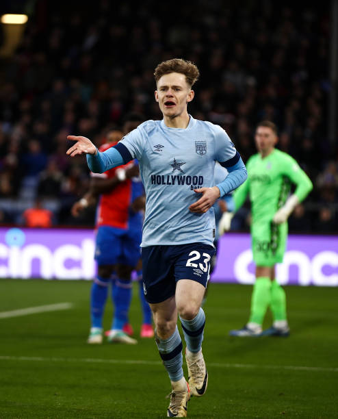 利用數據分 利用數據分