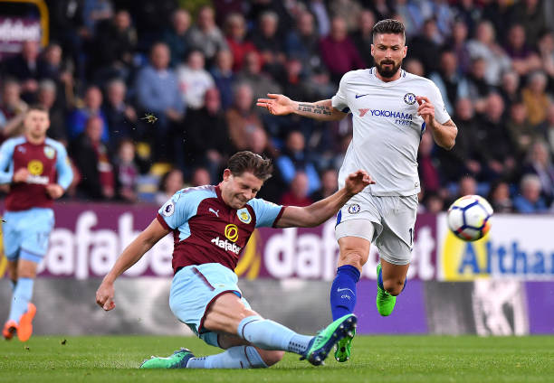 他不僅具備 他不僅具備